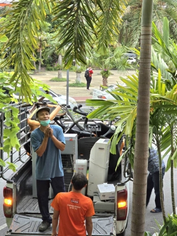 สหกรณ์ออมทรัพย์พระจอมเกล้าพระนครเหนือ จำกัด ได้บริจาคครุภัณฑ์ให้แก่วัดสวนแก้ว เมื่อวันอังคารที่ 1 กรกฎาคม 2568