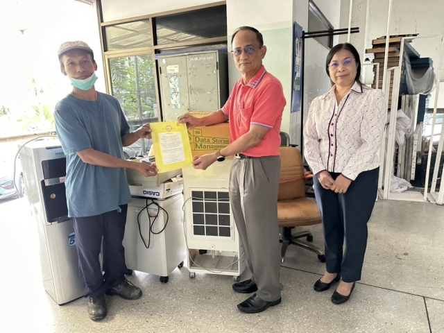 สหกรณ์ออมทรัพย์พระจอมเกล้าพระนครเหนือ จำกัด ได้บริจาคครุภัณฑ์ให้แก่วัดสวนแก้ว เมื่อวันอังคารที่ 1 กรกฎาคม 2568