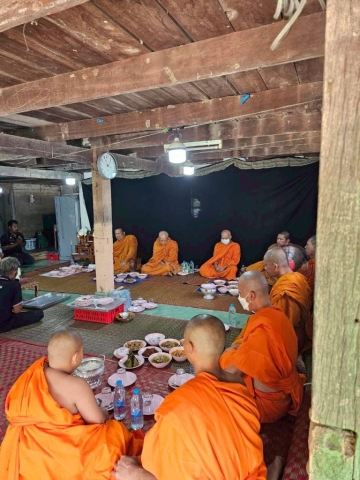 มอบสวัสดิการ และร่วมเป็นเจ้าภาพงานสวดพระอภิธรรมศพ นางสนิท พวงสมบัติ ถึงแก่กรรม มารดาของ นางอรุณศรี สระบัว วันพุธที่ 24 ธันวาคม 2568